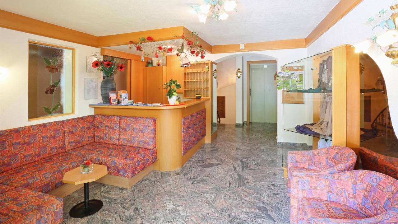 Pension Alpenhof B&B Colle Isarco Eksteriør billede