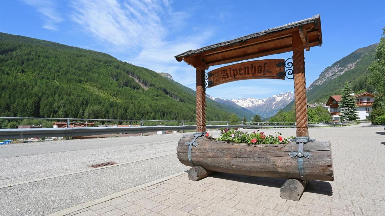 Pension Alpenhof B&B Colle Isarco Eksteriør billede