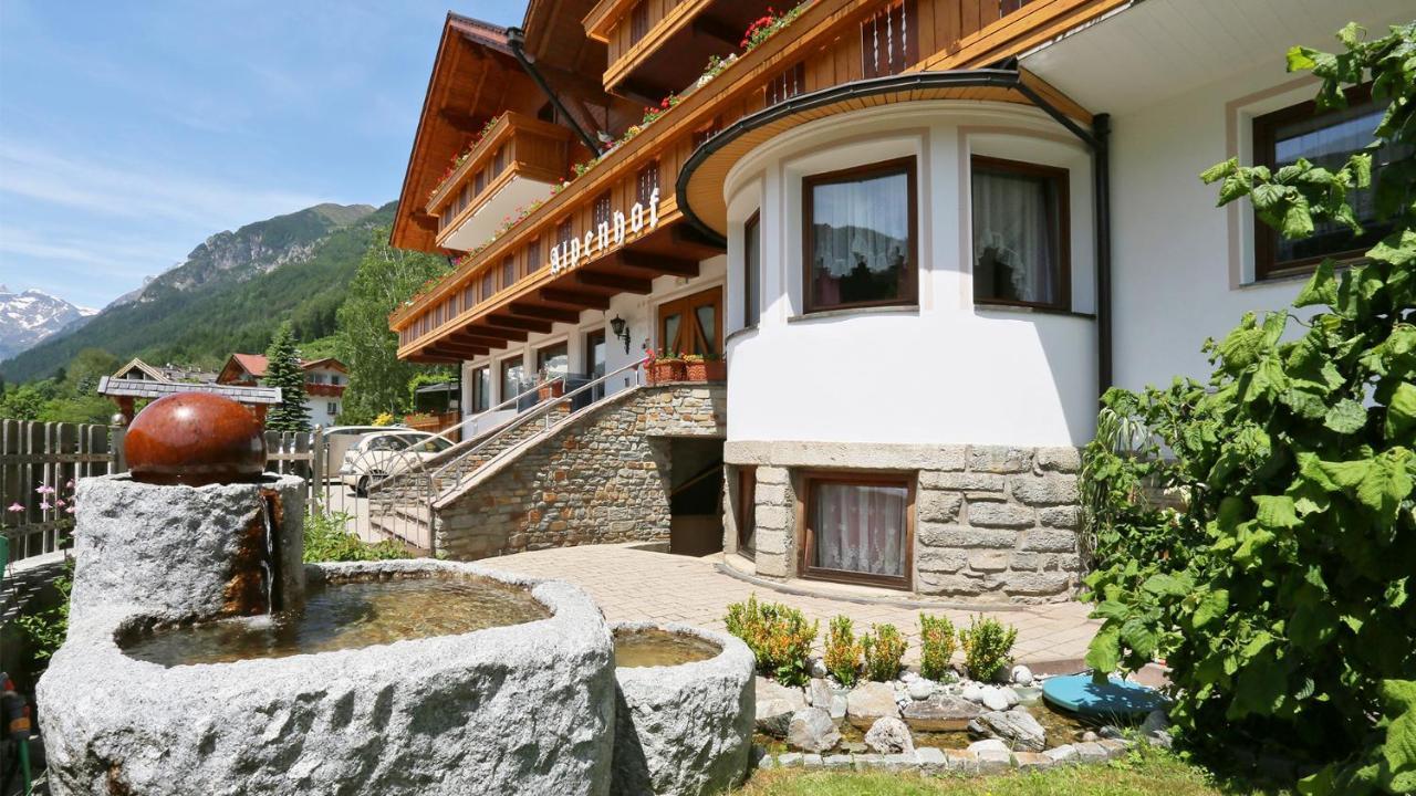 Pension Alpenhof B&B Colle Isarco Eksteriør billede
