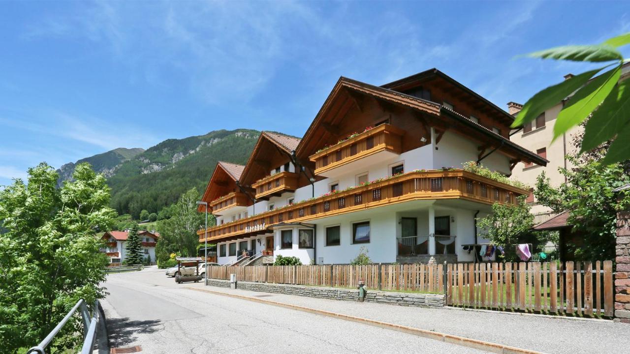 Pension Alpenhof B&B Colle Isarco Eksteriør billede