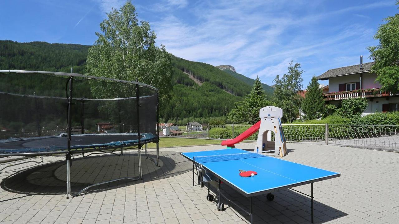 Pension Alpenhof B&B Colle Isarco Eksteriør billede